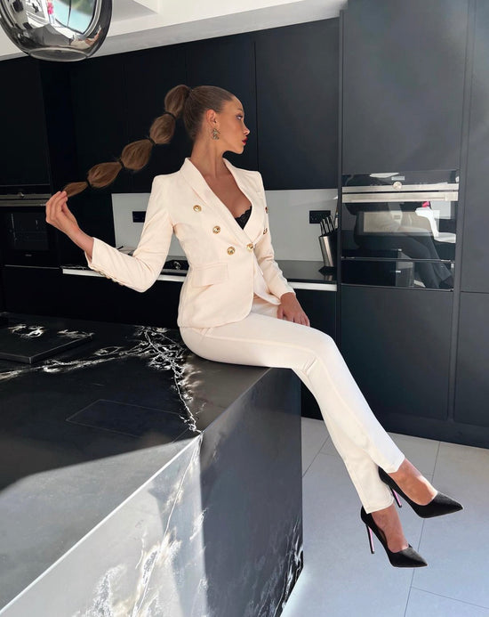 ICONIC BEIGE TWO PIECES SET BLAZER AND TROUSER