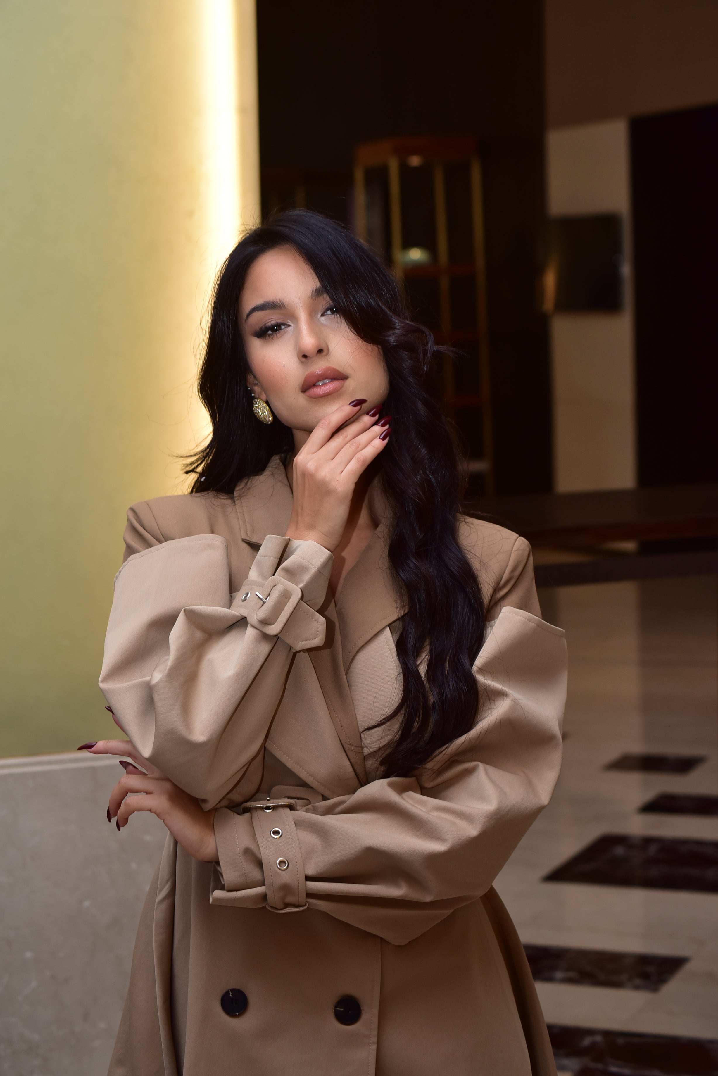 ELSA NUDE DOUBLE COMBINED TRENCH COAT – Mateeno