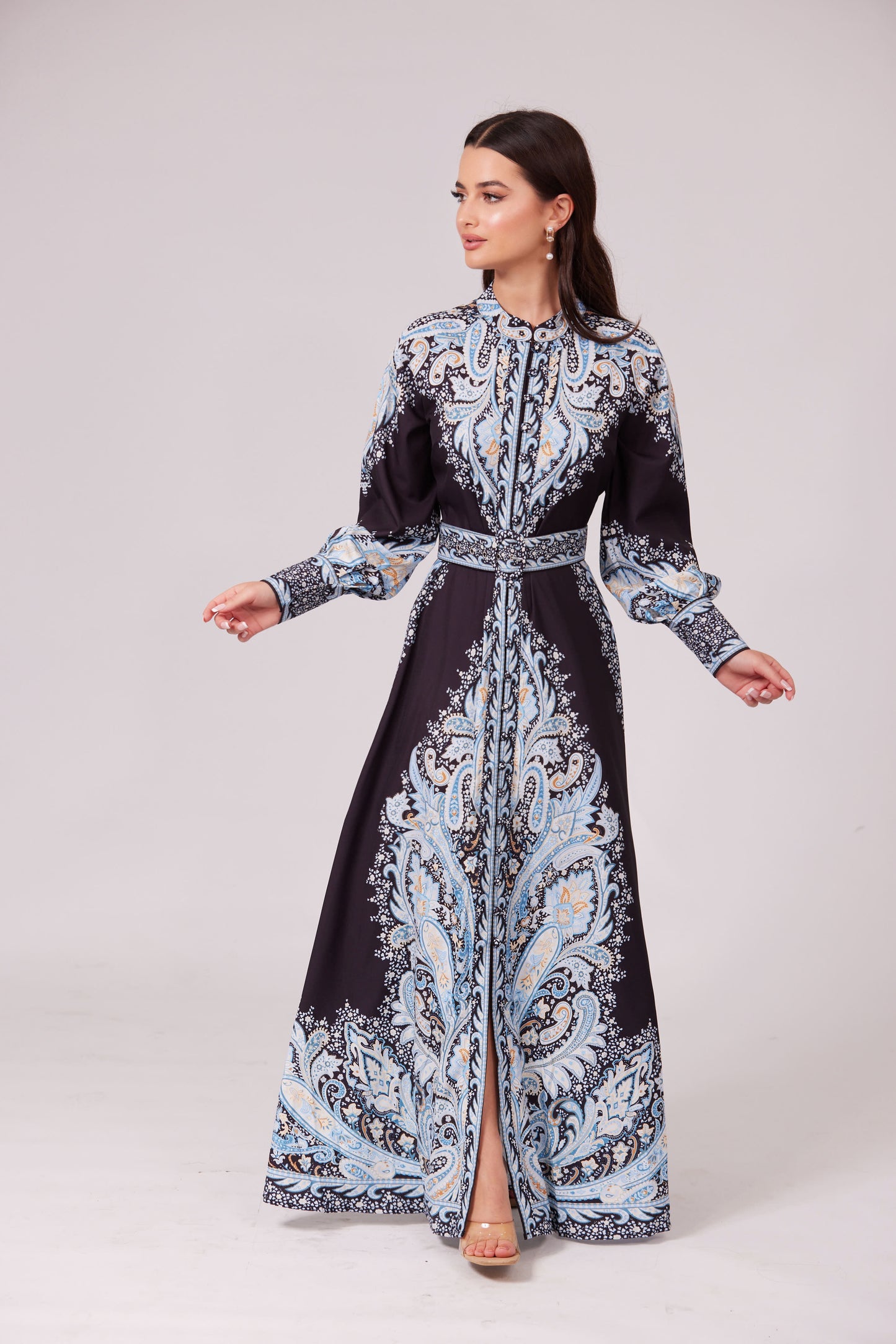 ROBE MAXI / KIMONO IMPRIMÉ CEINTURE EN PORCELAINE BLEU FONCÉ